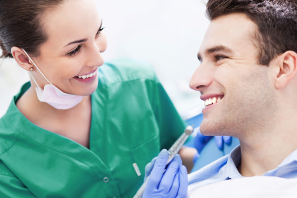 Motivos para contratar un seguro dental Sanitas